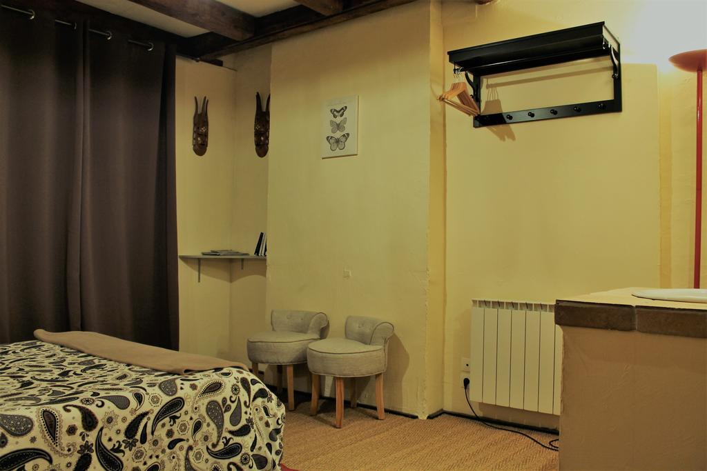 Une Coquille Sous L'Oreiller Le Puy-en-Velay Exterior photo