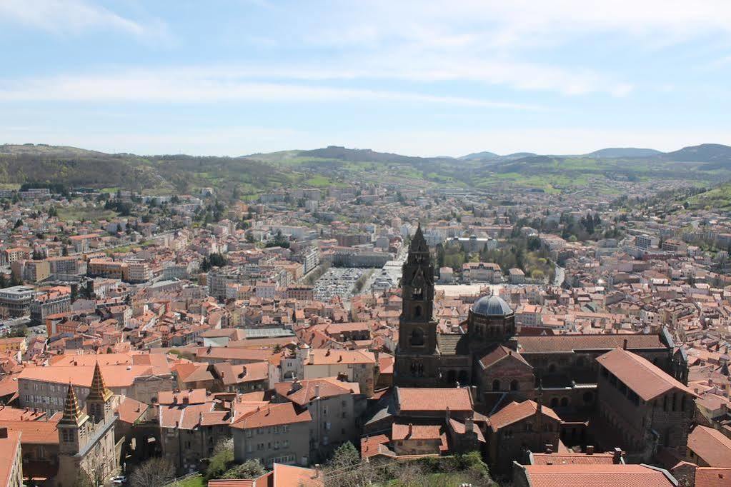 Une Coquille Sous L'Oreiller Le Puy-en-Velay Exterior photo